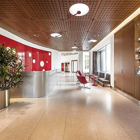 Ambassador Hotel 4*