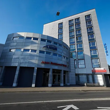 Ambassador Hotel 4*