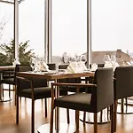 Ambassador Hotel 4*